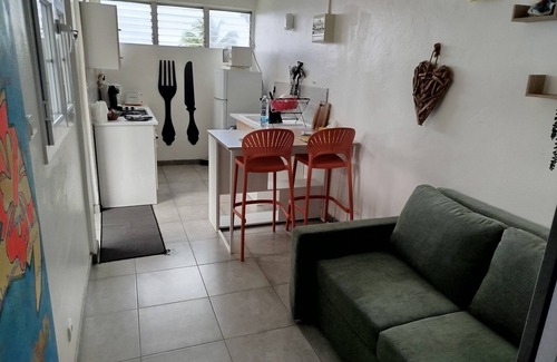 Riviere-Pilote Apartment | Stunning TI COIN SOLEY T2 with Ocean View & Pool Access