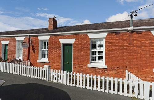 Battery Point Cottage | Mr Watson's Cottage in Battery Point