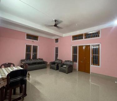 Jorhat Apartment | Family-Friendly Fun at MriMan Homestay: Rated 7.6/10