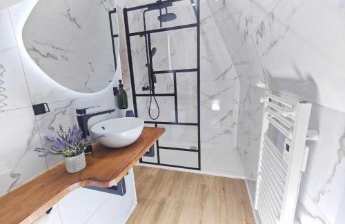 Cancale Apartment | Oceanfront Bliss at L'Etoile - Family-Friendly Retreat
