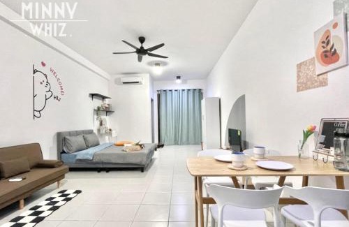 Cheras Apartment | Cozy MRT Balcony Retreat with Pool & Family-Friendly Vibes