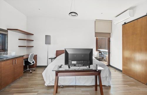 zona dos extendida Apartment | Accessible Suite Loft Near Carretera 57 - Rated 9.4