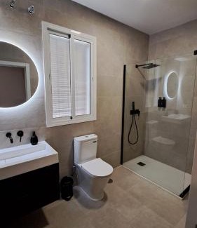 Huerta de Santa Teresa Apartment | Family-Friendly MS4 Apartamentos Nervión with Pool Access