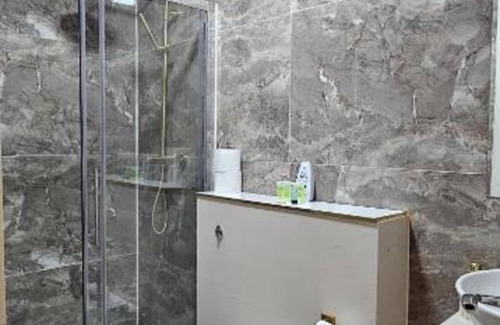 Brent Hotel | MSM Arena Hotel