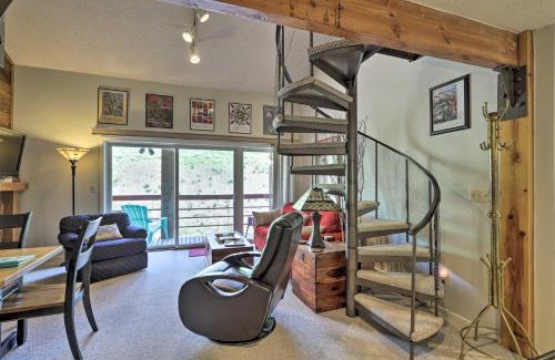 Crested Mountain Village Apartment | Inviting Mt Crested Butte Cajun Chalet Condo Steps to Ski