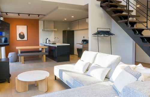 Fujikawaguchiko House | Pet-Friendly 2LDK with Rooftop & Mt Fuji Views