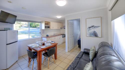 Mount Larcom Resort | Pet-Friendly Retreat at Mt Larcom Tourist Park - 9/10 Rating