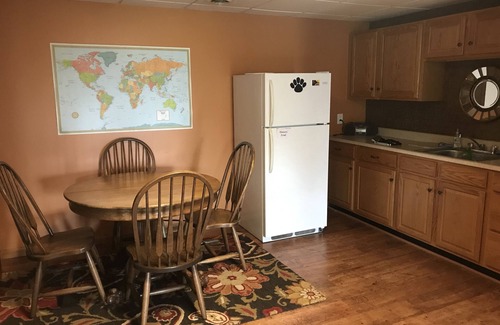 Fleming House | Mt. Nittany Hideaway: Guest Rated 10/10 with Pool & Breakfast