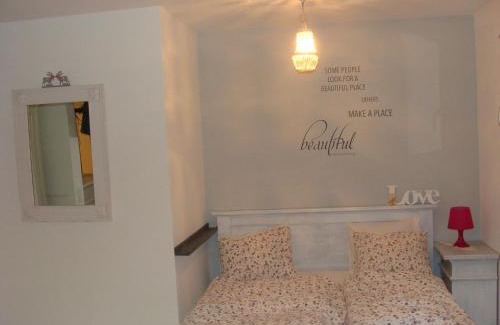 Sonvico Bed & Breakfast | Discover MT's Cosy Place: Family-Friendly with Breakfast