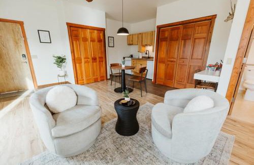 Kalispell Apartment | Top-Rated Mt Siyeh at Switchback Suites for Families & Pets
