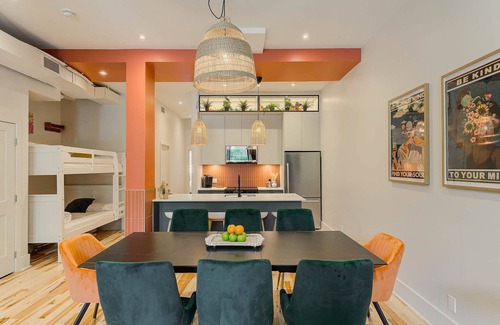 Plateau Mont Royal Apartment | MTLVR #18 | Stunning & Artsy flat, central Plateau