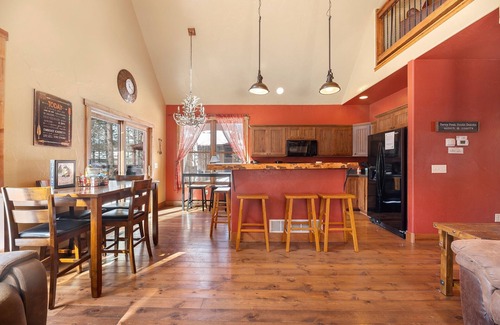 Lead Cabin | Scenic Mountain Cabin with Spa and ATV Trails Await