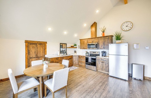 Bonners Ferry House | Mtn & River-View Gem w/Balcony in Bonners Ferry
