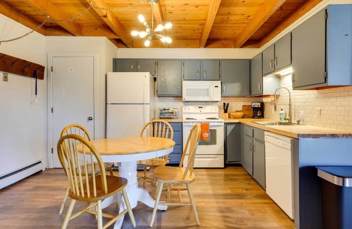 Wildernest Condo | Cozy Silverthorne Condo with Pool & Game Room Awaits You