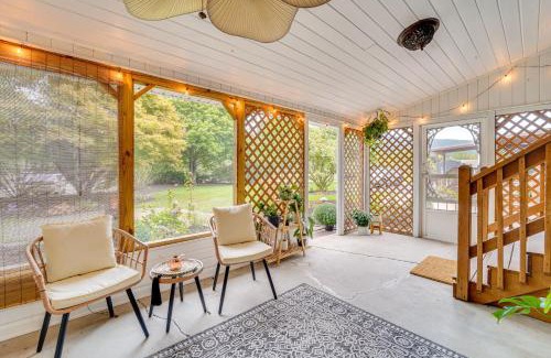 Duncansville House | Mtn-View Escape with Large Yard in Duncansville!