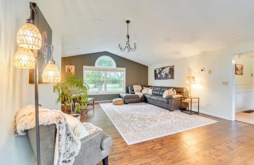 Duncansville House | Mtn-View Escape with Large Yard in Duncansville!