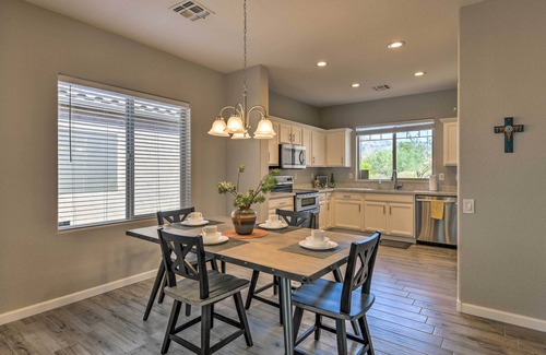 Gold Canyon House | Unforgettable Gold Canyon Retreat with Scenic Mountain Views