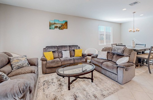 Tucson House | Mountain-View Retreat with Pool, Enclosed Patio & More