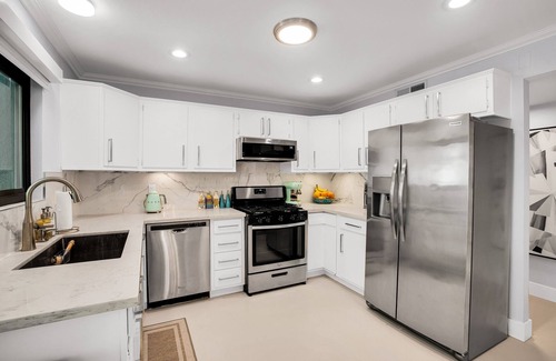 Vista Norte House | Relaxing Mountain-View Home with Pool and Large Patio