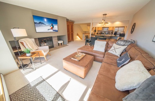 Keystone Condo | Ideal Retreat with Mountain Views and Spa Amenities