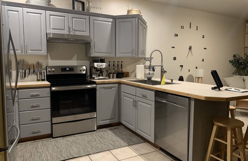 Midway Apartment | Cozy MtnPad Midway Studio Apartment for Family Getaways