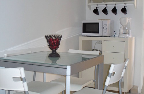 Alicante City Centre Apartment | Discover Alicante Centro Historico: Steps from the Beach
