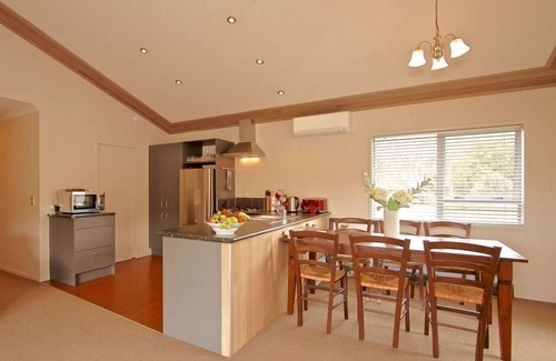 Ohakune Ski Chalet | Beloved Holiday Chalet with Ocean View and Pet-Friendly Perks