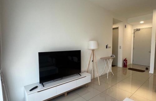 Putrajaya Apartment | Comfortable Condo Clio Near IOI City Mall & Serdang Hospital