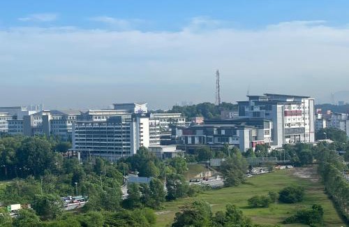 Putrajaya Apartment | Comfortable Condo Clio Near IOI City Mall & Serdang Hospital