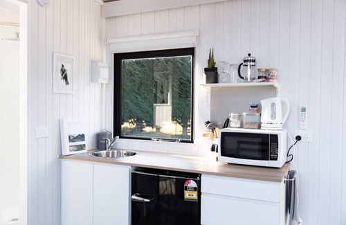 Arrow Junction House | Experience Unforgettable Moments at Muddy Hill Suites