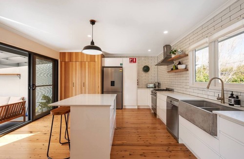 Central Mudgee Cottage | Chic Mudgee Burrow Cottage: Perfect for Families & Pets