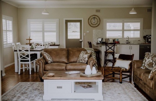 Wilbetree Other | Escape to Mudgee Orchard Cottage: Relax on Gooree Farm
