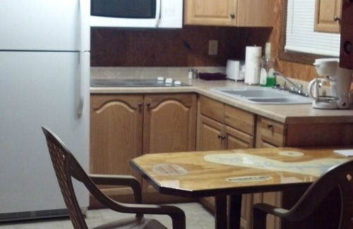 Murphysboro Cabin | Discover Mudline Lodging: Top-Rated Cabin Retreat in Illinois