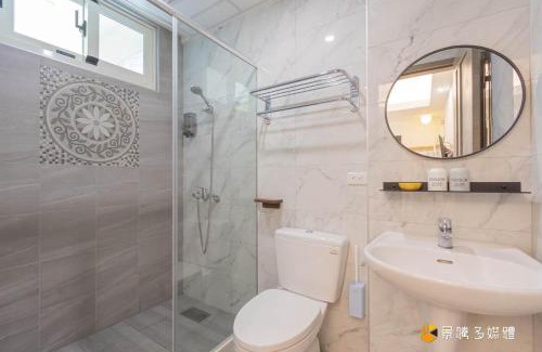 Yuli House | Highly Rated Muguang Elevator Homestay - Family Friendly Stay