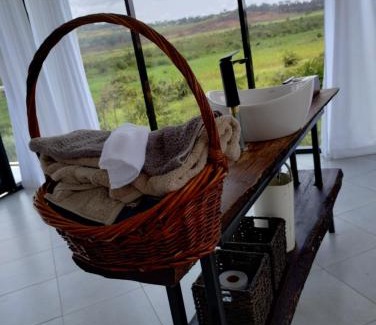 Entebbe Apartment | Top-Rated Apartments in Uganda with Pool & Hot Tub