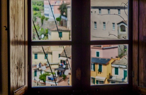 Vernazza Villa | Discover Muin a Ventu Historical Tower with Ocean Views