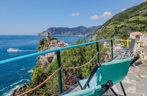 Vernazza Villa | Discover Muin a Ventu Historical Tower with Ocean Views