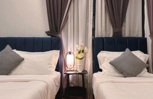 Central District Apartment | Seaview Escape: 4-Star Hotel with Pool & Hot Tub