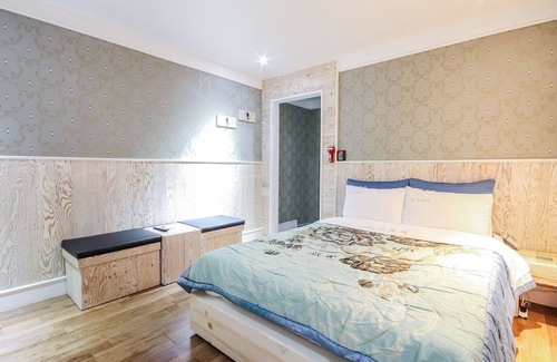 Muju Hotel | Eco-Friendly Stay at Muju Rivera with Breakfast Included