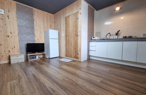 Seolcheon-myeon House | Eco-Friendly Muju Windmills and Streams Pension Awaits You