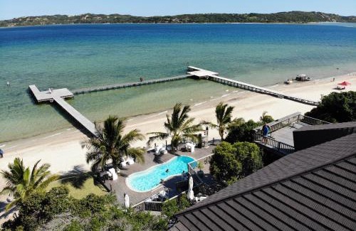 Praia do Bilene Resort | Discover Mukumbura Lodge Bilene: Beachfront Bliss & Spa