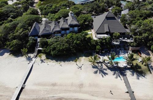 Praia do Bilene Resort | Discover Mukumbura Lodge Bilene: Beachfront Bliss & Spa