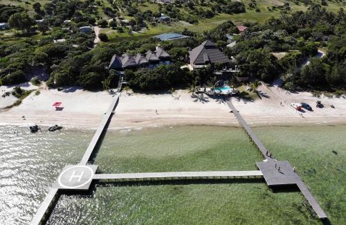 Praia do Bilene Resort | Discover Mukumbura Lodge Bilene: Beachfront Bliss & Spa