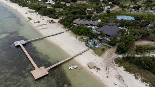 Praia do Bilene Resort | Discover Mukumbura Lodge Bilene: Beachfront Bliss & Spa
