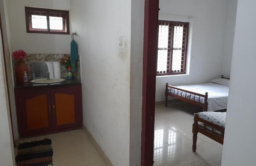 Alwaye House | Family-Friendly Stay at Mulavarikkal House