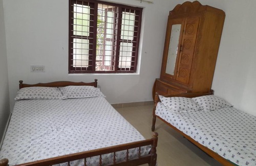 Alwaye House | Family-Friendly Stay at Mulavarikkal House