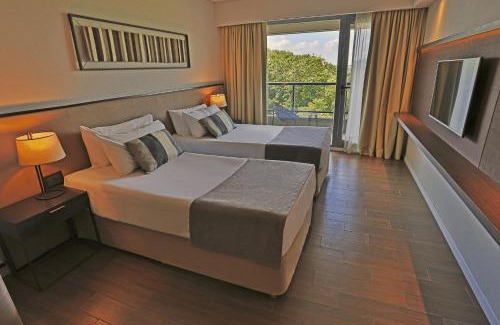 Tandil Hotel | Experience Mulen Hotel Tandil: 4-Star with Pool & Dining
