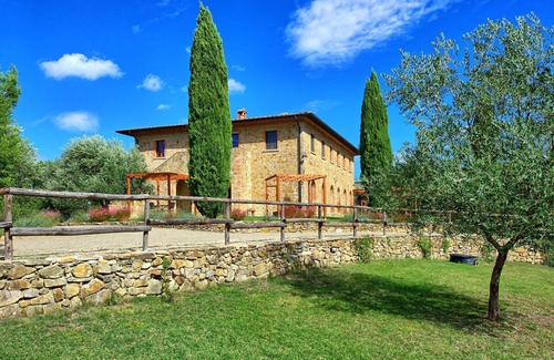 Simignano Apartment | Charming Mulignone 3 Apartment in Chianti, Toscana