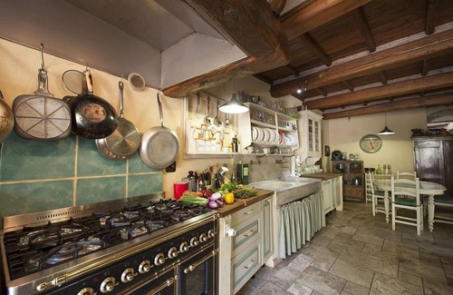 Greve in Chianti Villa | Inviting Mulino Cintoia Chianti Toscana: Pool & Spa Retreat