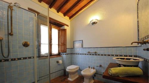 Bucine Villa | Discover Comfort at Mulino della Villa with Pool & Hot Tub